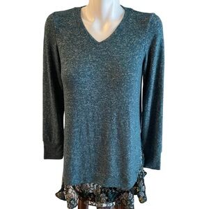 Logo by Lori Goldstein Tunic Top Green with Black Lace Trim Bottom V-Neck XXS